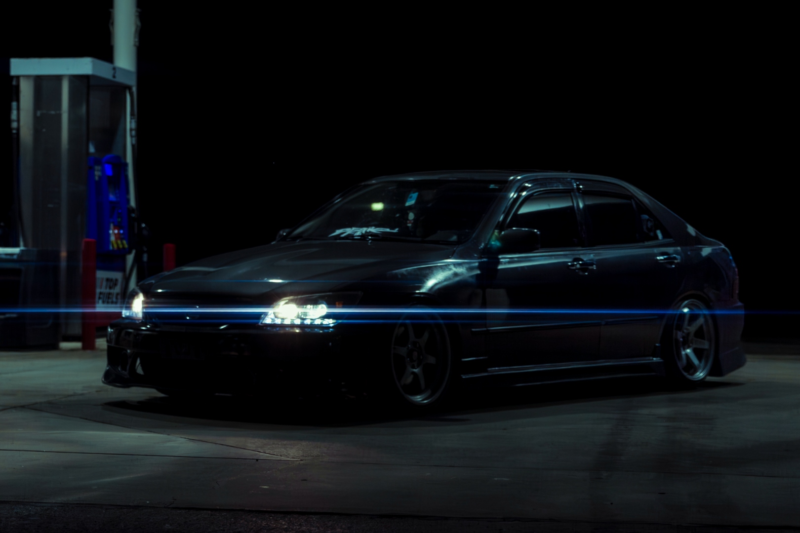 Lexus IS300 light painting side profile