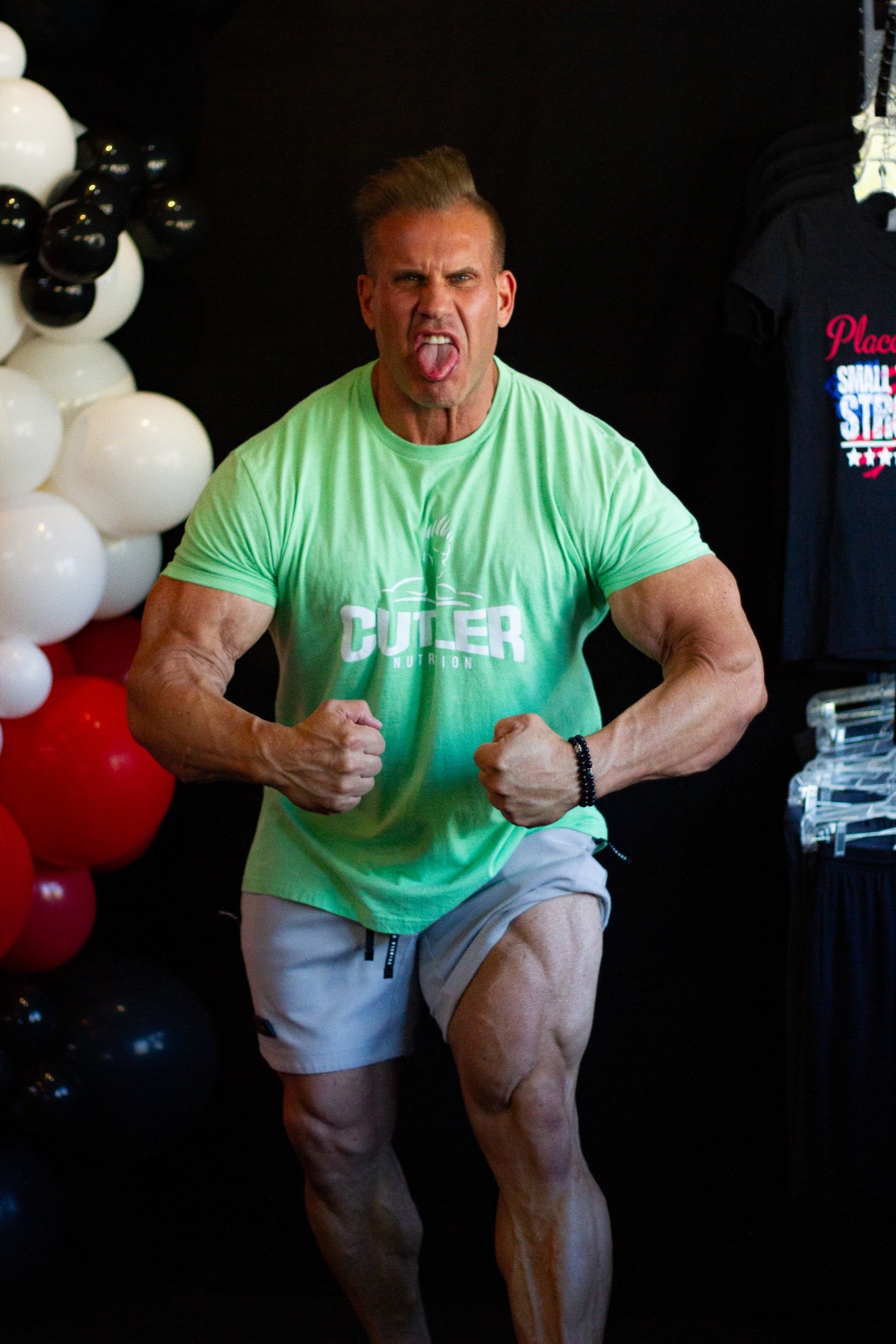 Jay Cutler at event, Cutler Nutrition